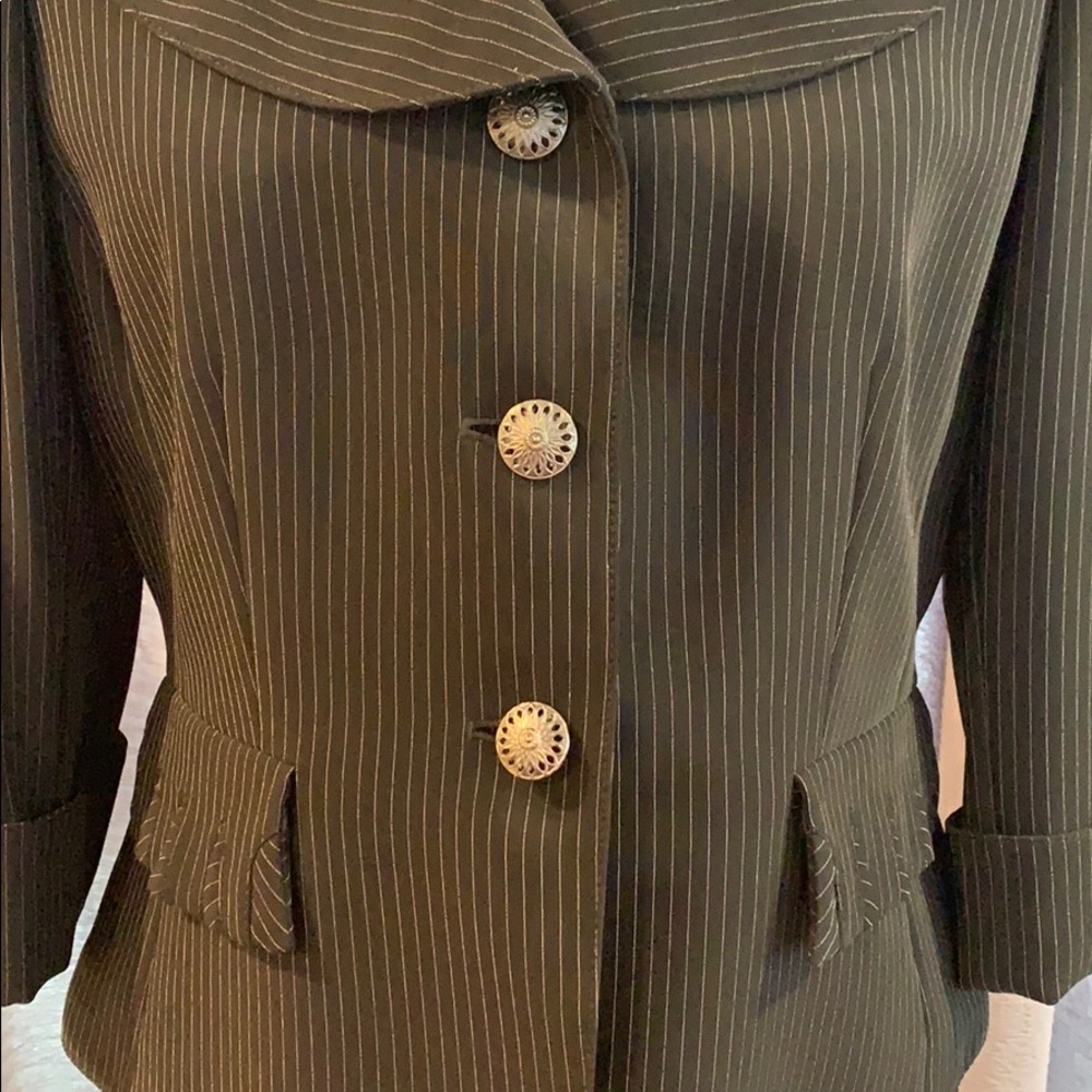 Tahari Jacket/Blazer & Skirt Suit Black EUC 8P - Picture 2 of 15